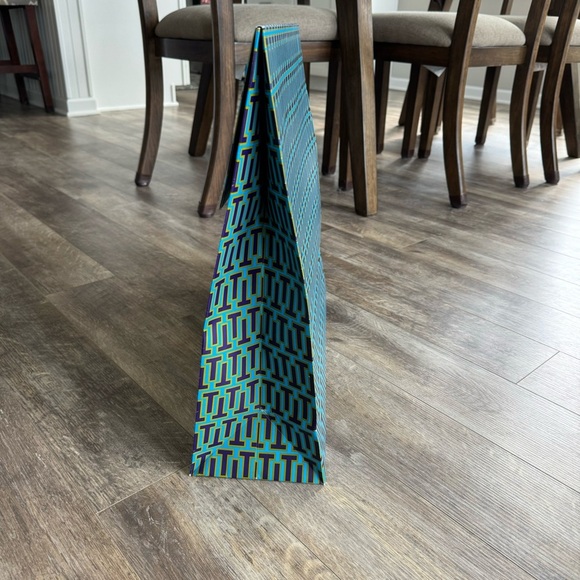 Extra Large Tory Burch Envelop Gift Bag with Velcro Closure - Picture 5 of 5